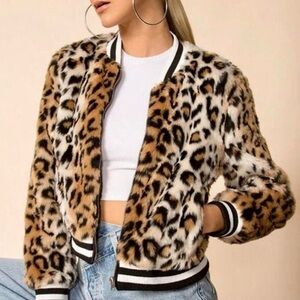 Jack by BB Dakota Clever Girl Leopard Print Faux Fur Bomber Jacket - Small